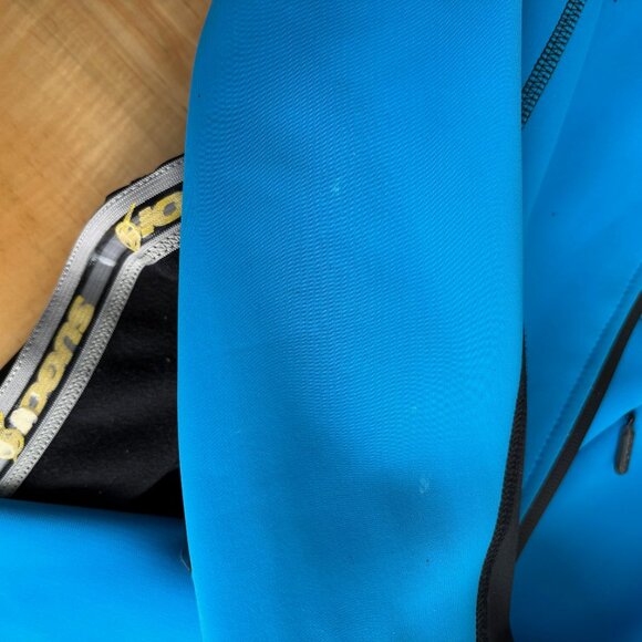 Sugoi Technical Jacket Fitted Stretch Biking X Country Skiing Med weight Size M - Picture 11 of 11